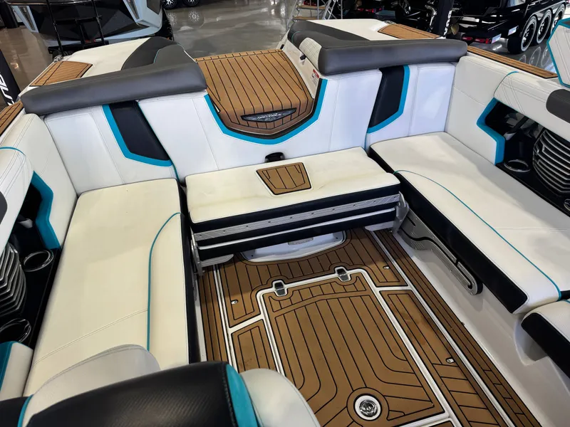 Slide: The Image of Nautique Super Air Nautique G23 2019 - 16