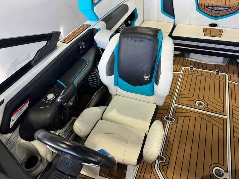 Slide: The Image of Nautique Super Air Nautique G23 2019 - 21