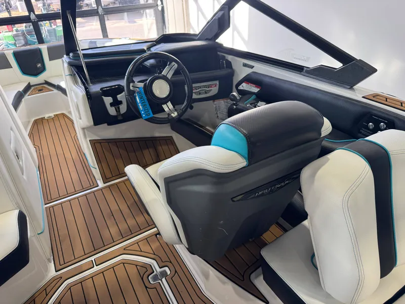 Slide: The Image of Nautique Super Air Nautique G23 2019 - 24
