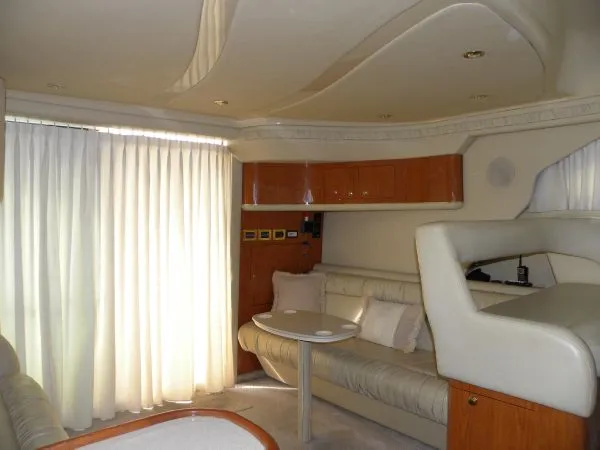 Slide: The Image of Sea Ray 400 Sedan Bridge 2000 - 2