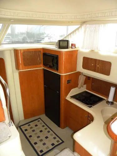 Slide: The Image of Sea Ray 400 Sedan Bridge 2000 - 3