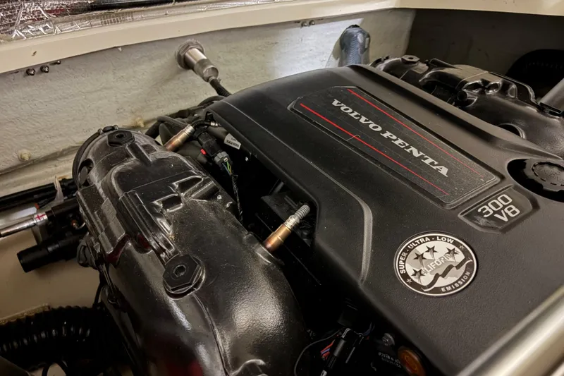 Slide: The Image of Volvo Penta 300 V8 engine in 2020 Chris-Craft Launch 28 GT boat. - 31