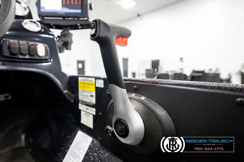 Slide: The Image of Control lever of a 2021 Ntiro Z17 boat in a marine showroom. - 36