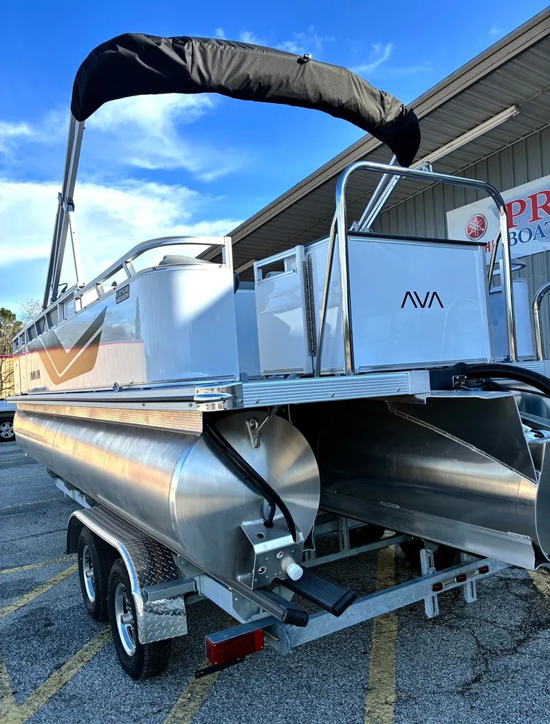 Slide: The Image of Avalon Venture 85 Quad Fish - 21' 2026 - 3