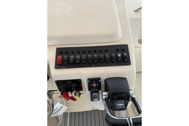 Slide: The Image of Control panel of 2005 Grady-White Express 330 boat with Yamaha throttle. - 8