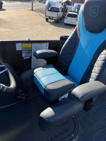 Slide: The Image of Godfrey Monaco 235 SFL Tritoon - Yamaha 300 2026 - 17