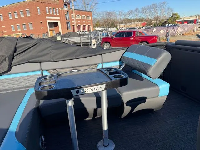 Slide: The Image of Godfrey Monaco 235 SFL Tritoon - Yamaha 300 2026 - 20