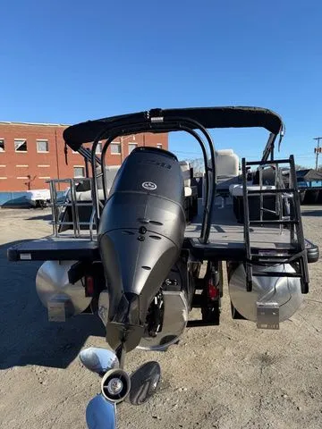 Slide: The Image of Godfrey Sweetwater 2286 SFLC - Suzuki 250 SS 2026 - 3