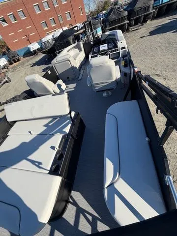 Slide: The Image of Godfrey Sweetwater 2286 SFLC - Suzuki 250 SS 2026 - 9