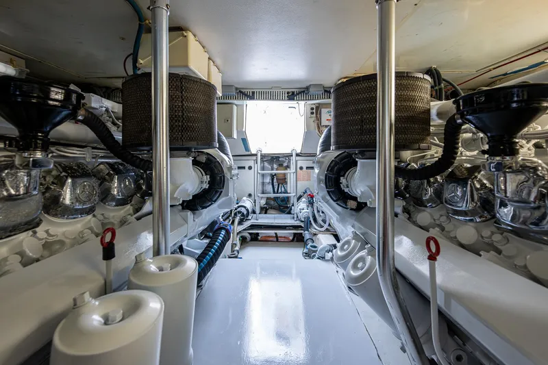 Slide: The Image of Ocean 60 Convertible 1999 - 54