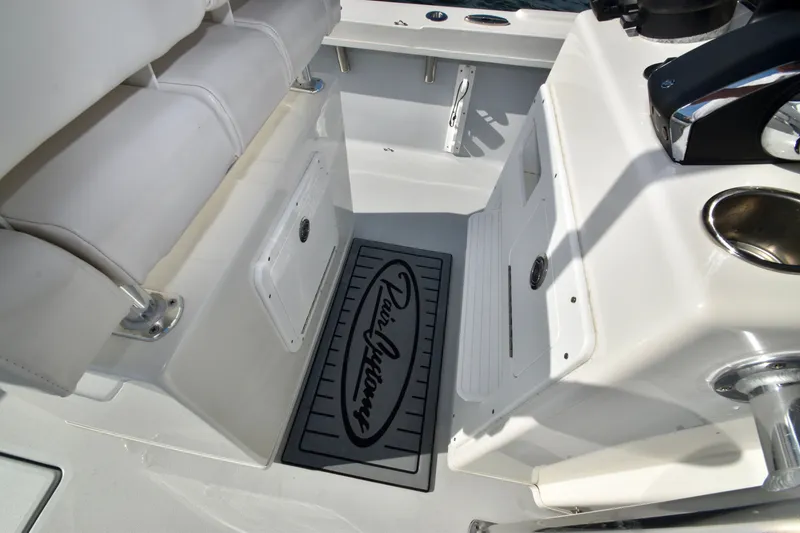 Slide: The Image of Pair Customs 24 Center Console DV 2023 - 26