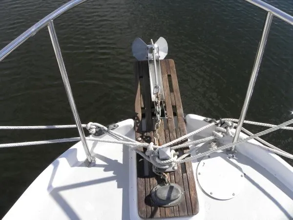 Slide: The Image of Albin 27Aft Cabin 1987 - 3
