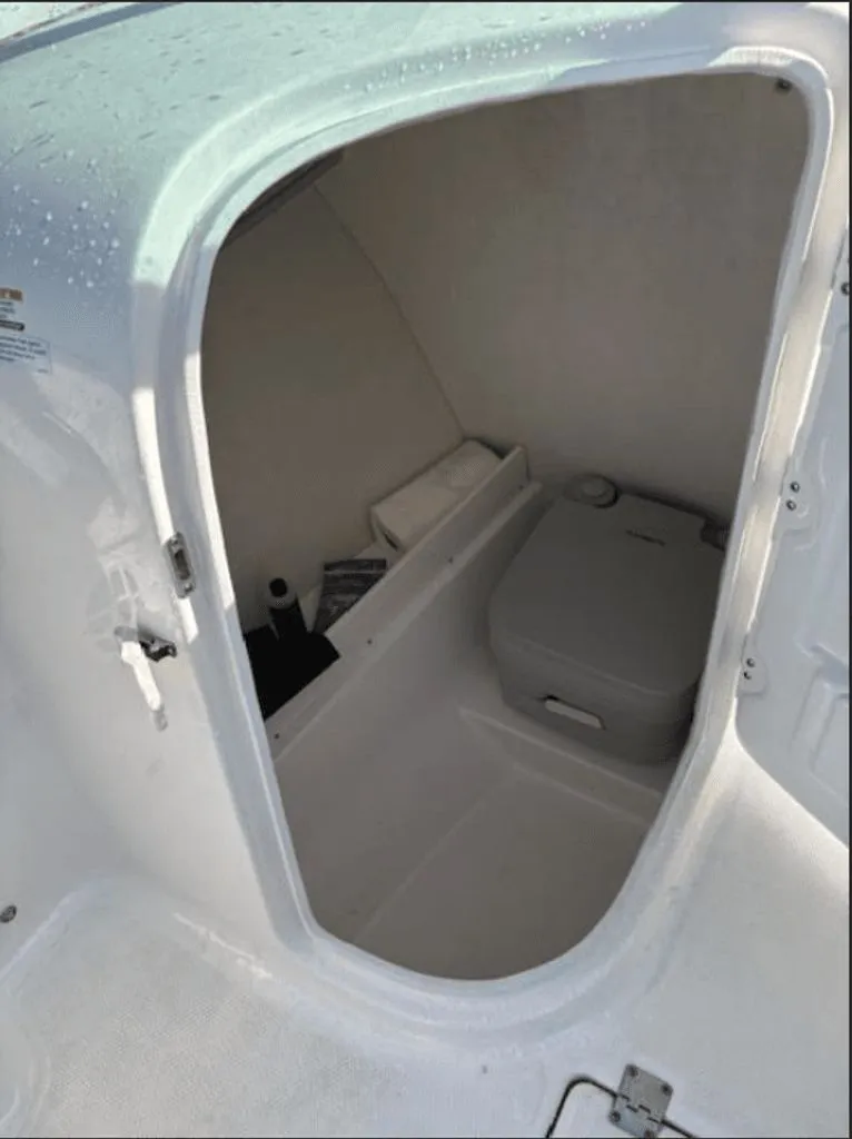 Slide: The Image of Robalo 207 Dual Console 2023 - 12