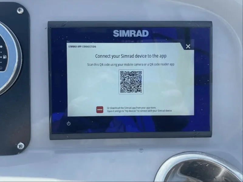 Slide: The Image of Robalo 207 Dual Console 2023 - 9