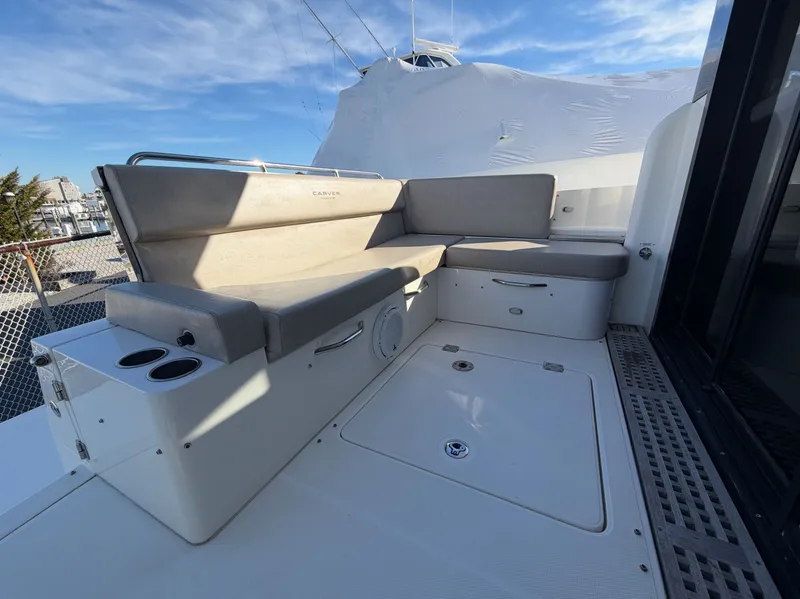 Slide: The Image of Carver Yachts C34 Coupe 2019 - 11