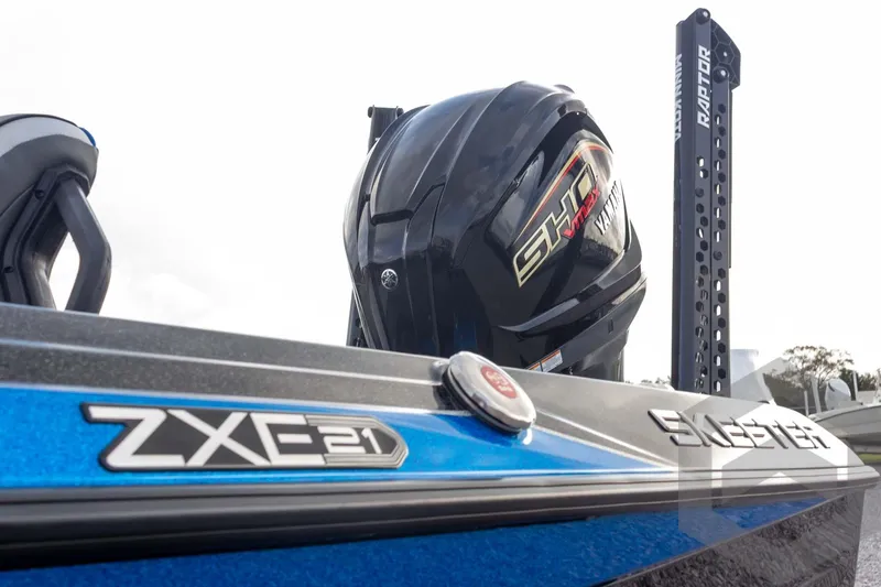 Slide: The Image of 2026 Skeeter ZXE21 boat with Yamaha SHO engine and Raptor anchor system. - 19