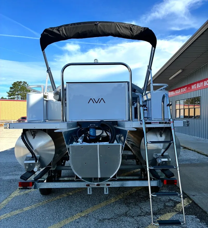 Slide: The Image of Avalon Venture 85 Quad Fish - 21' 2026 - 5