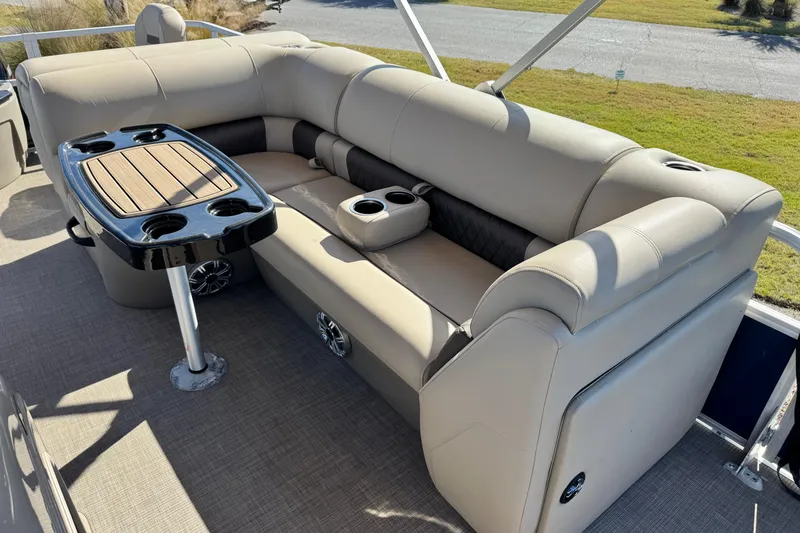 Slide: The Image of Luxurious seating area on 2023 Sun Tracker Fishin' Barge 20 DLX pontoon boat. - 15