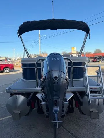 Slide: The Image of Godfrey Sweetwater 2286 SBX - 150 HP Yamaha 2026 - 2