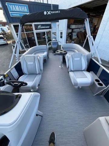 Slide: The Image of Godfrey Sweetwater 2286 SBX - 150 HP Yamaha 2026 - 6