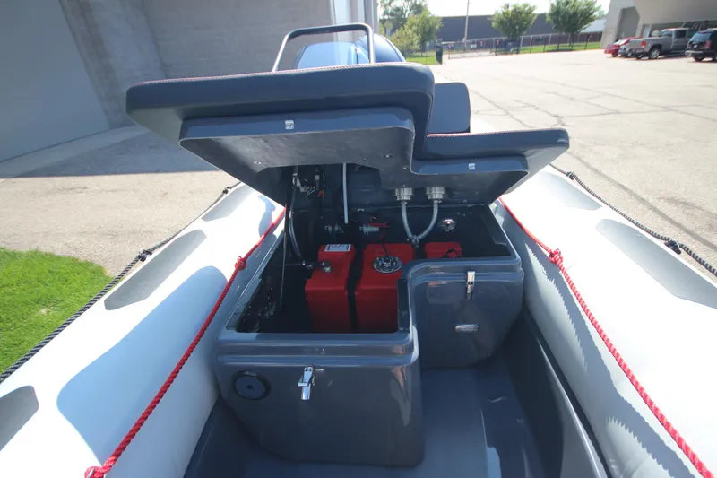 Slide: The Image of Zodiac Open 4.2 NEO 50hp 2026 with open engine compartment. - 11