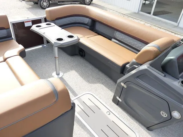 Slide: The Image of Bennington 23SSR 2026 - 11