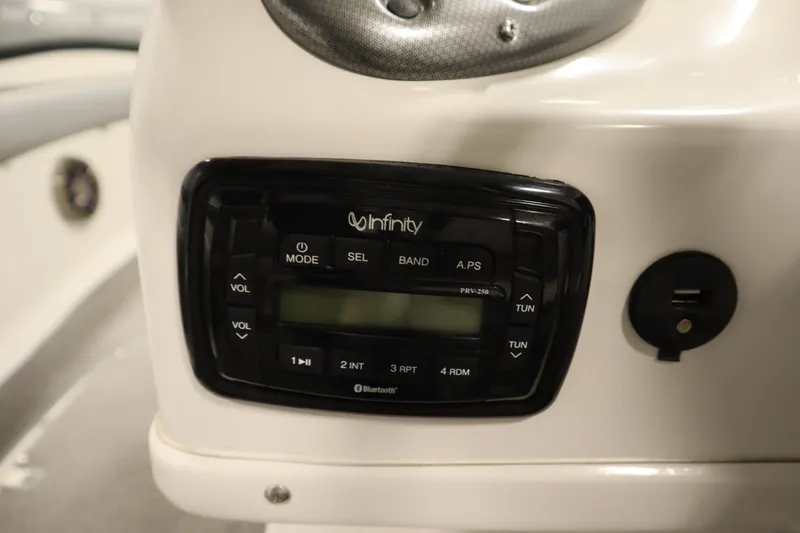 Slide: The Image of Infinity audio system on 2015 Starcraft 1915 OB Limited boat dashboard. - 29
