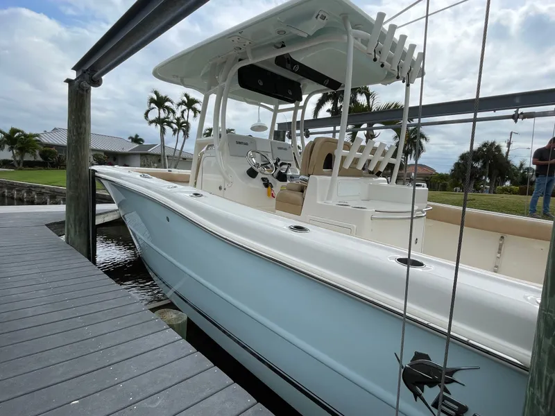 Slide: The Image of Key West Billistic 281 Center Console 2018 - 18