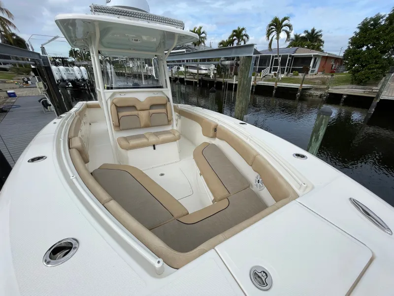 Slide: The Image of Key West Billistic 281 Center Console 2018 - 27