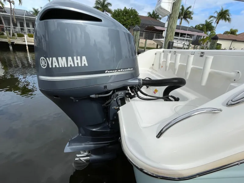 Slide: The Image of Key West Billistic 281 Center Console 2018 - 33