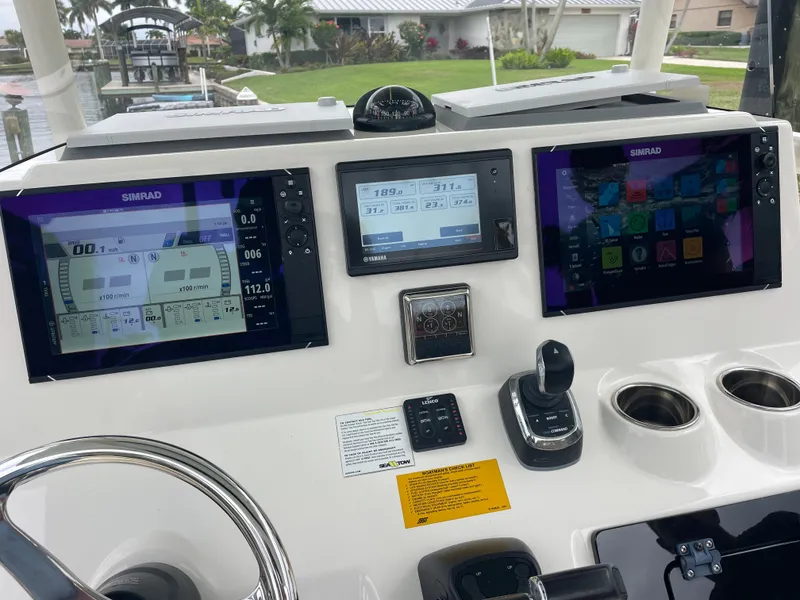 Slide: The Image of Key West Billistic 281 Center Console 2018 - 56