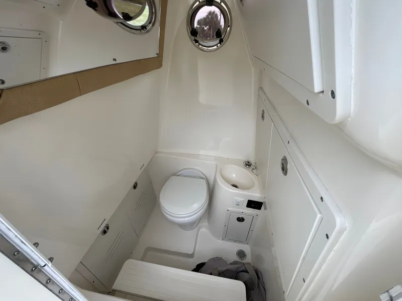 Slide: The Image of Key West Billistic 281 Center Console 2018 - 63