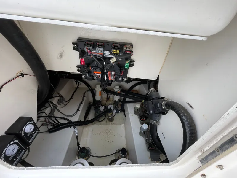 Slide: The Image of Key West Billistic 281 Center Console 2018 - 87