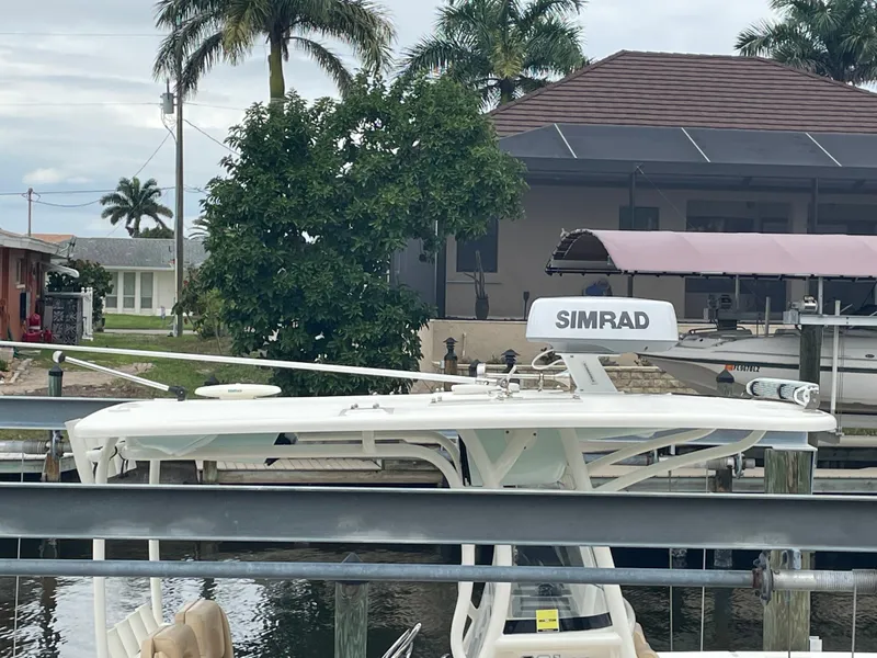 Slide: The Image of Key West Billistic 281 Center Console 2018 - 97