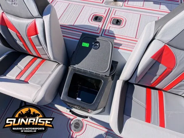 Slide: The Image of G3 Sportsman 1810 SE 2026 - 10