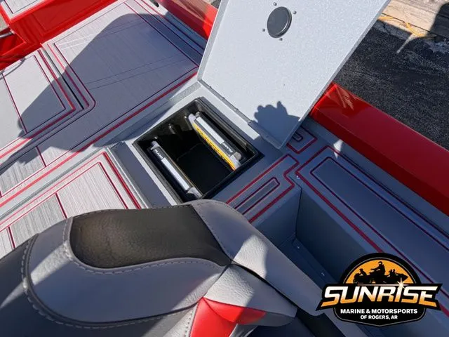 Slide: The Image of G3 Sportsman 1810 SE 2026 - 8