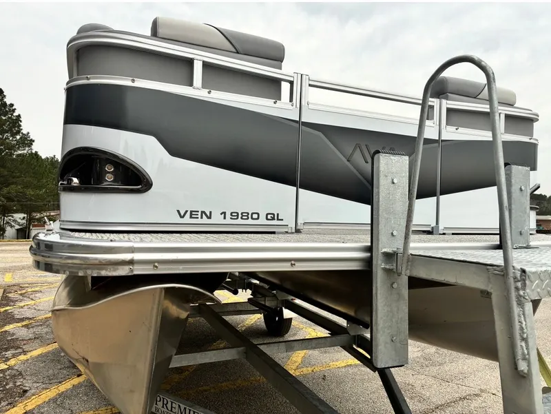 Slide: The Image of Avalon VNT QL19 2026 - 18