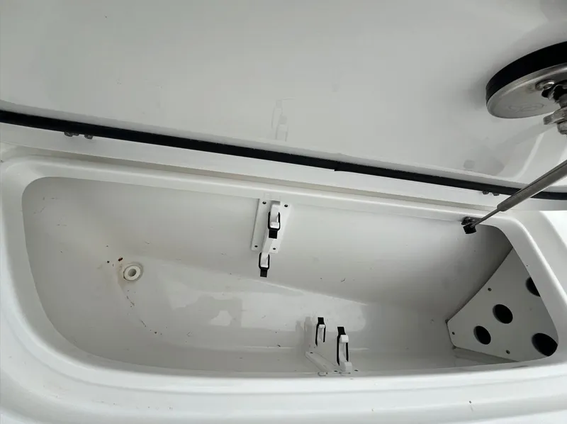 Slide: The Image of Sea Hunt BX25FS 2023 - 13