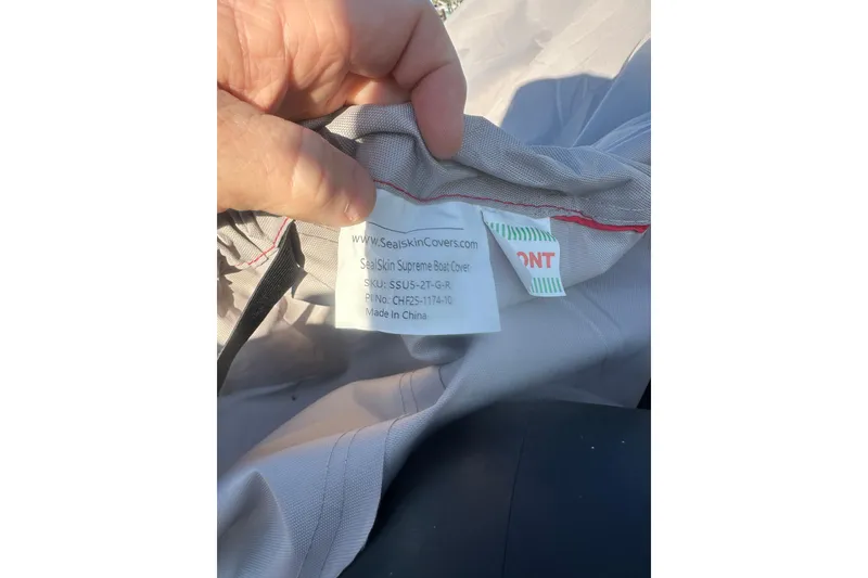 Slide: The Image of Tag on SealSkin Supreme boat cover for 2004 Bumble Bee Pro Vee XT. - 40