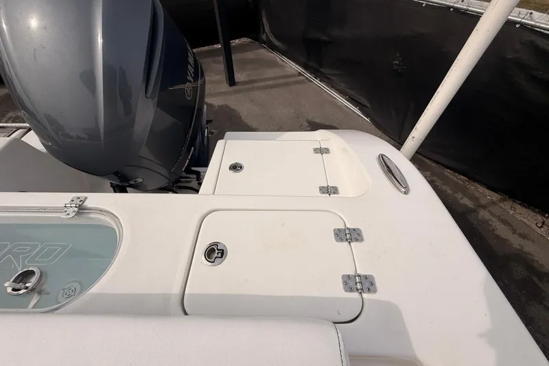 Slide: The Image of 2023 Sea Pro 239 Center Console boat with Yamaha outboard motor, rear deck view. - 68