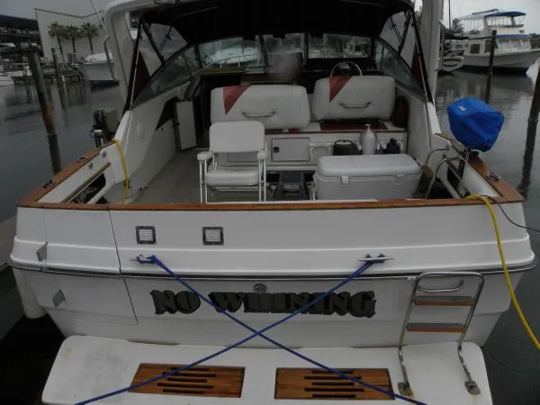 Slide: The Image of Sea Ray 34 Sundancer 1989 - 1