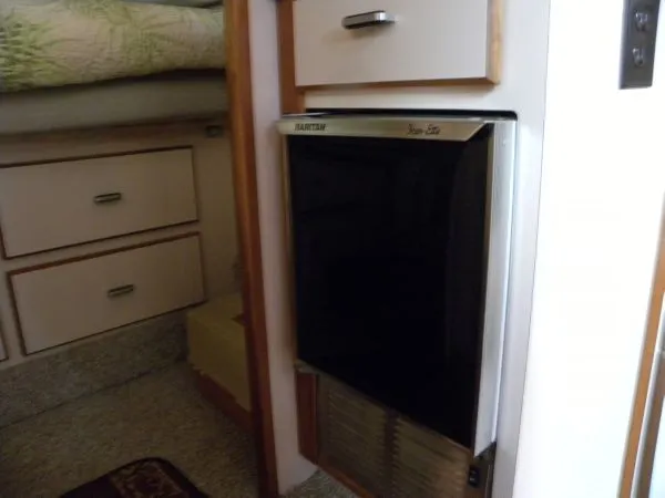 Slide: The Image of Sea Ray 34 Sundancer 1989 - 11