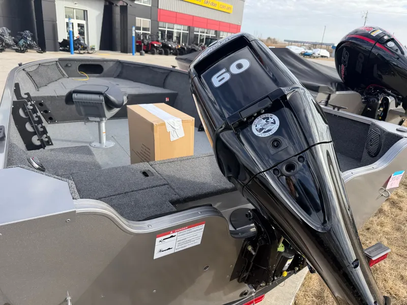 Slide: The Image of Crestliner 1650 Kodiak Tiller 2026 - 6