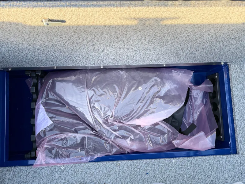 Slide: The Image of Crestliner 1650 Kodiak 2026 - 11