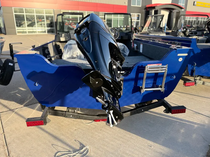 Slide: The Image of Crestliner 1650 Kodiak 2026 - 5