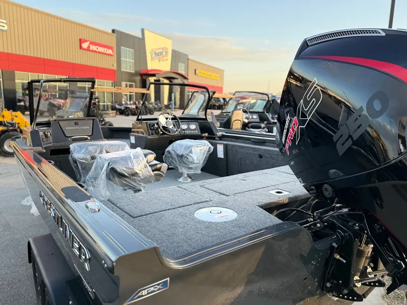 Slide: The Image of Crestliner 2050 Fish Hawk 2026 - 4