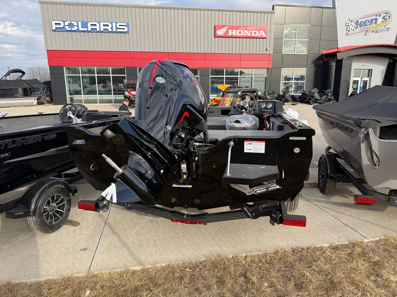 Slide: The Image of Crestliner 1750 Fish Hawk SC JS 2026 - 3