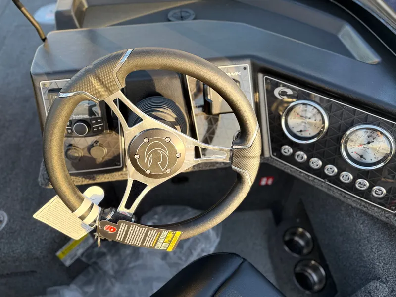 Slide: The Image of Crestliner 1750 Fish Hawk WT JS 2026 - 7