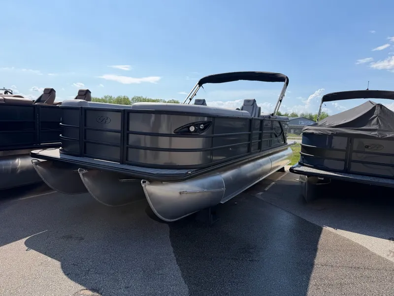 The Image of 2026 Bentley Pontoons LEGACY 243 NAVIGATOR Tri Toon on parking lot. - 1