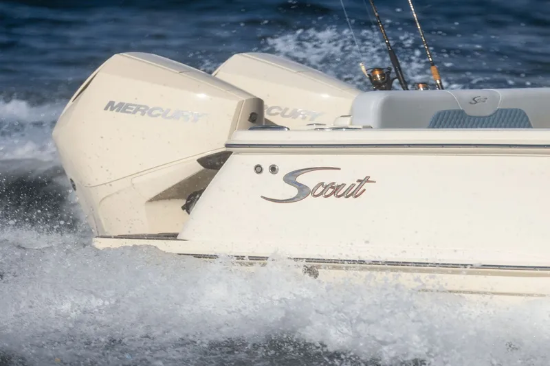 Slide: The Image of Scout 260 LXF 2025 - 18